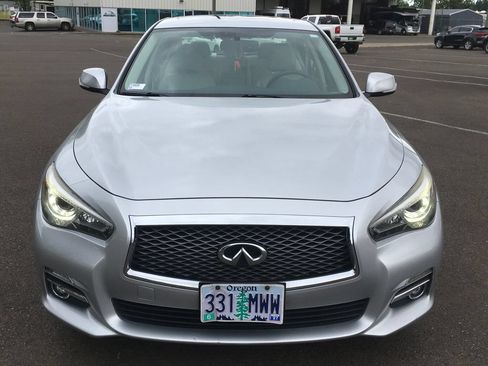 Used 2017 INFINITI Q50 3.0t Premium w/ 3.0T Premium Plus Package RWD image 9
