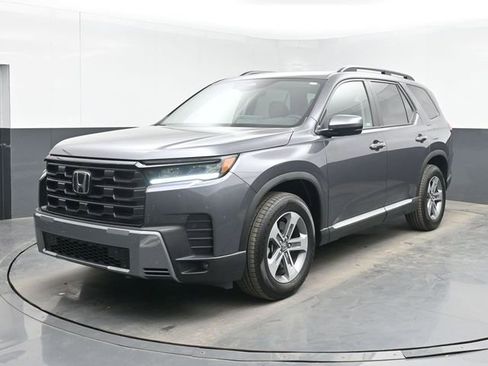 Certified 2026 Honda Pilot EX-L image 5