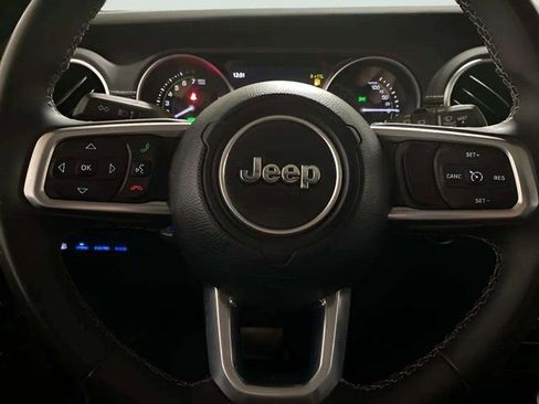 Used 2023 Jeep Wrangler Unlimited Sahara w/ Dual Top Group image 31