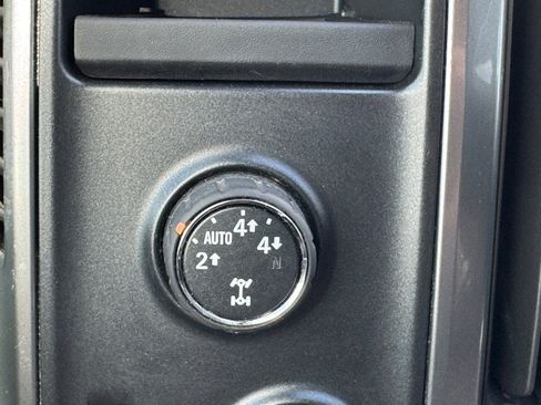 Used 2014 Chevrolet Silverado 1500 LT image 18