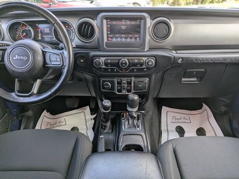 Used 2020 Jeep Wrangler Unlimited Sport AWD/4WD image 17