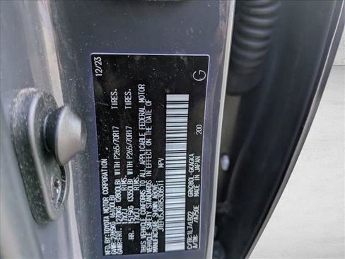 Used 2024 Toyota 4Runner SR5 Premium image 15