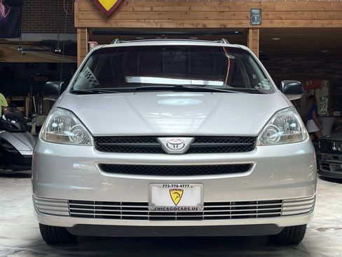 Used 2004 Toyota Sienna LE FWD image 3