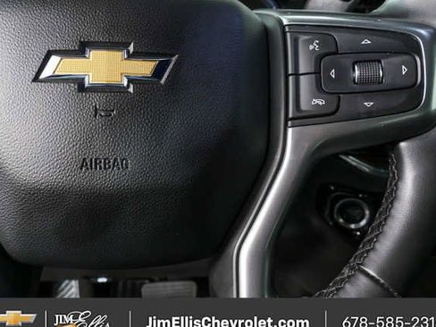 Certified 2025 Chevrolet Silverado 1500 LT AWD/4WD image 9