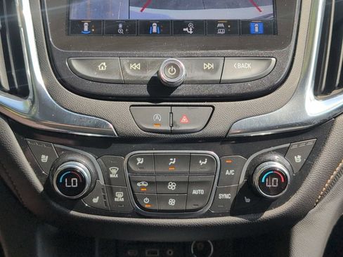 Used 2024 Chevrolet Equinox Premier FWD image 22