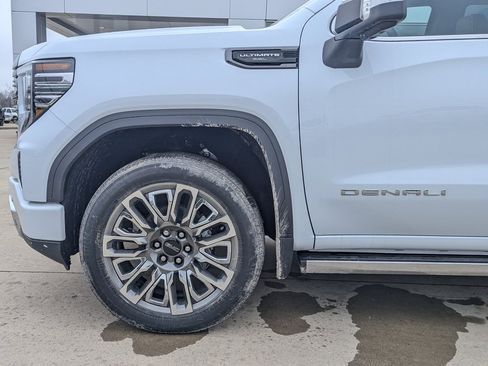 New 2026 GMC Sierra 1500 Denali Ultimate image 10