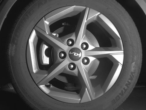 Used 2025 Kia K4 LXS image 12