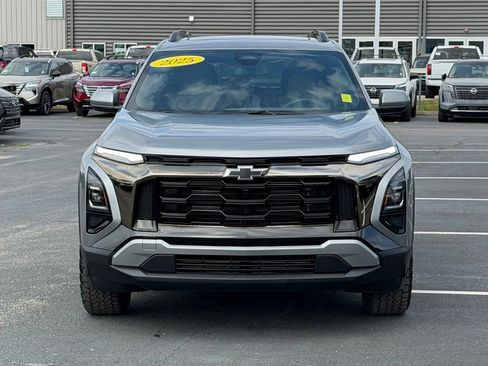 Used 2025 Chevrolet Equinox ACTIV w/ Convenience Package III image 10