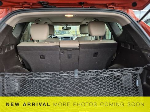 Used 2014 Hyundai Santa Fe Sport w/ Technology Package 04 image 8