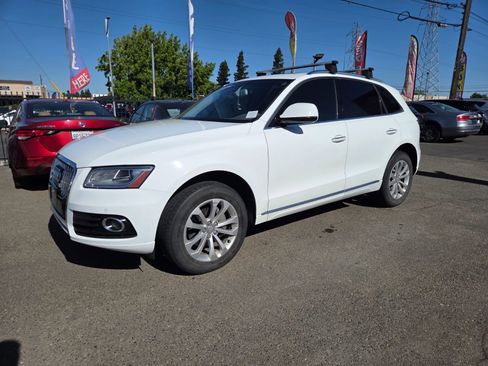 Used 2016 Audi Q5 2.0T Premium Plus w/ Technology Package AWD/4WD image 1