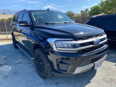 Used 2023 Ford Expedition Max XLT RWD image 16