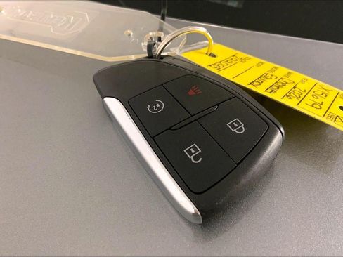 Used 2026 Chevrolet Equinox LT FWD image 12