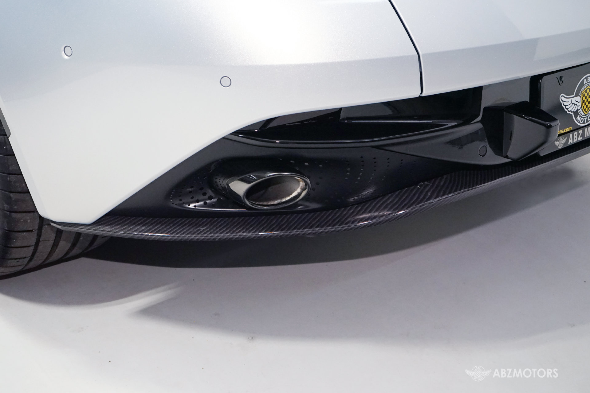Used 2025 Aston Martin DB12 Coupe RWD image 10