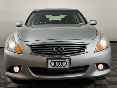 Used 2013 INFINITI G37 x w/ Premium Pkg image 6