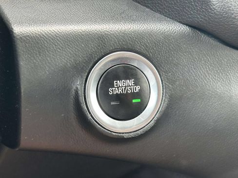 Used 2020 GMC Terrain SLE w/ Driver Convenience Package FWD image 26