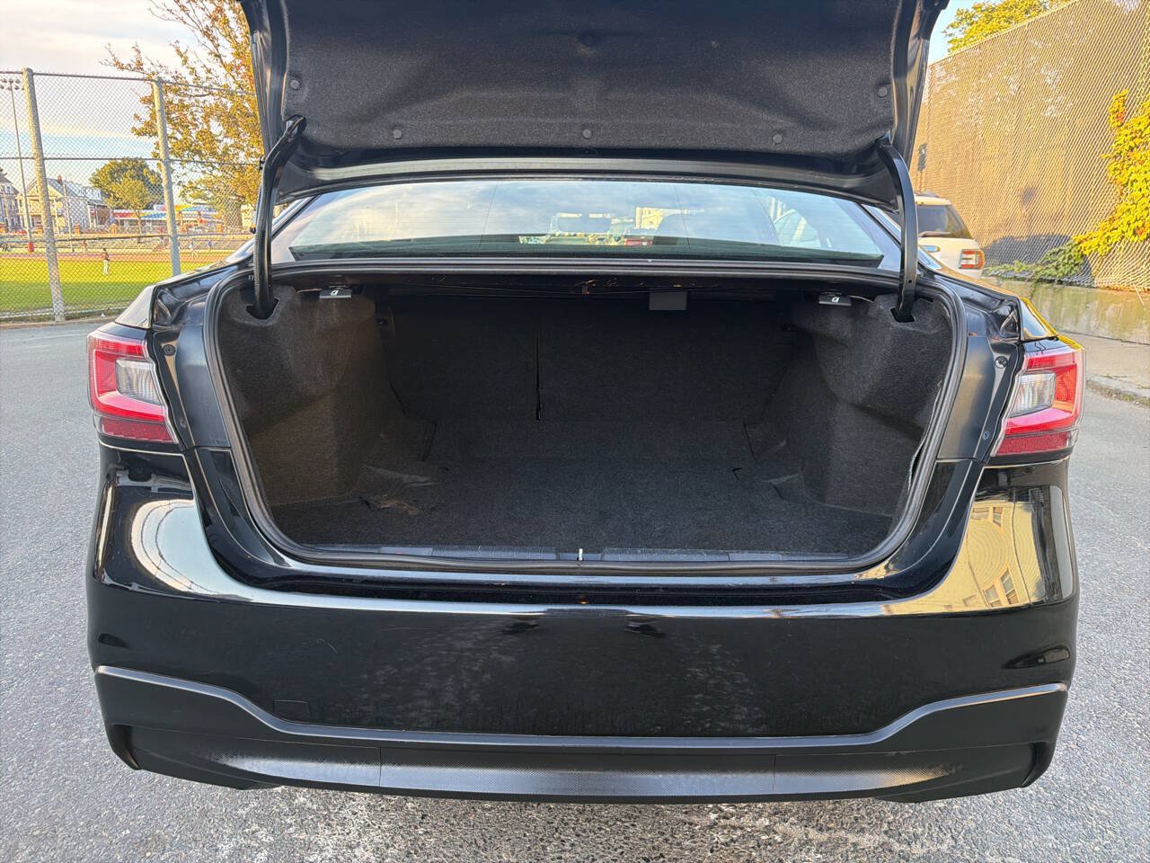 Used 2020 Subaru Legacy Premium AWD/4WD image 19