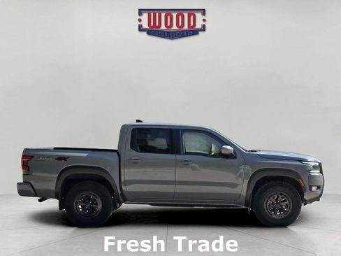 Used 2025 Nissan Frontier PRO-4X AWD/4WD image 2