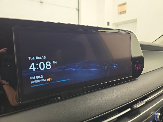 Used 2025 Hyundai Palisade SEL AWD/4WD image 23