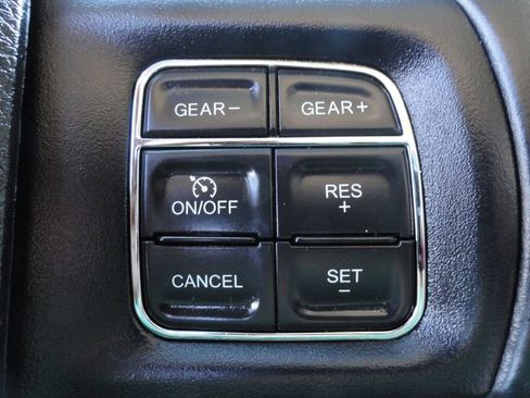 Used 2019 RAM 1500 Lone Star image 28