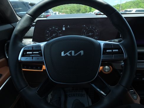 Used 2025 Kia Telluride SX Prestige X-Pro AWD/4WD image 22