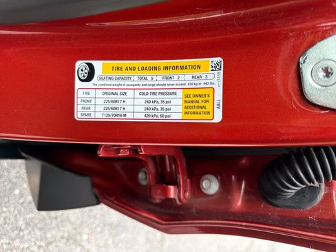 Used 2024 Chevrolet Trax LT w/ Driver Confidence Package FWD image 25
