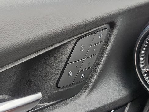Used 2025 Chevrolet Equinox ACTIV w/ Safety and Technology Package FWD image 22