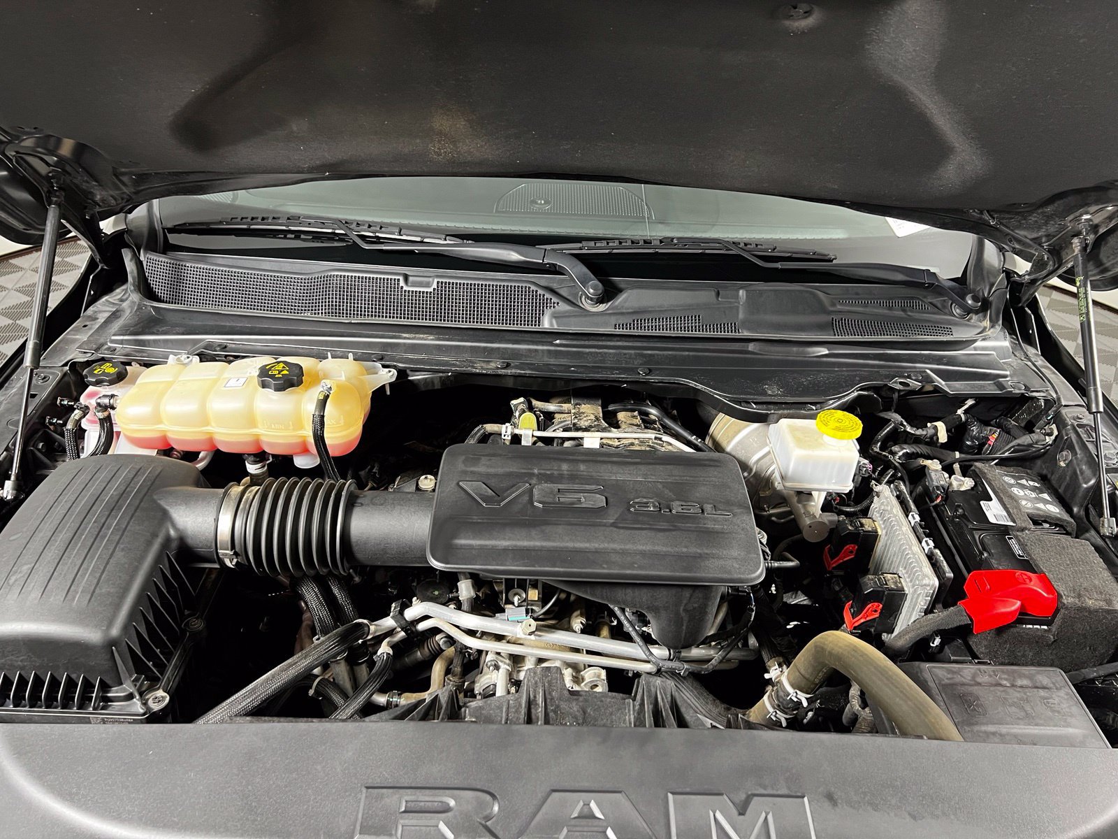 Used 2022 RAM 1500 Big Horn RWD image 9