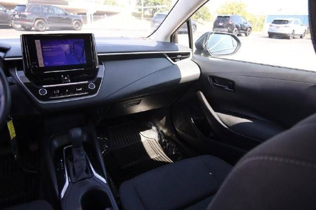 Certified 2025 Toyota Corolla LE FWD image 22