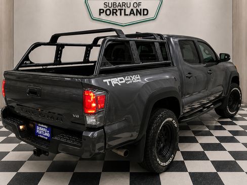 Used 2023 Toyota Tacoma TRD Off-Road w/ Technology Package AWD/4WD image 3