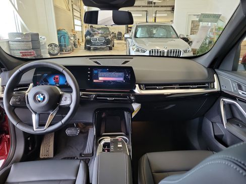 Used 2026 BMW X1 xDrive28i w/ Convenience Package AWD/4WD image 18