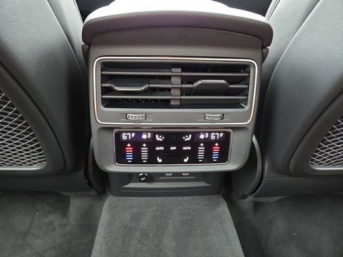 Used 2023 Audi Q7 3.0T Prestige w/ Prestige Package AWD/4WD image 11