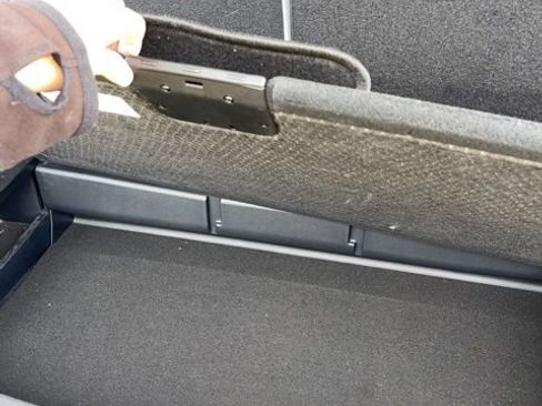 Used 2025 Ford Explorer Platinum w/ Ultimate Package image 13