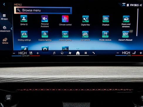 Used 2025 BMW 330i Sedan image 25