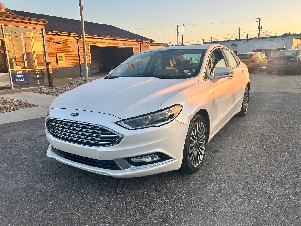 Used 2018 Ford Fusion Titanium FWD image 1