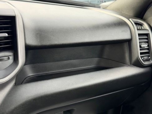 Used 2024 RAM 3500 Tradesman w/ Chrome Appearance Group image 23