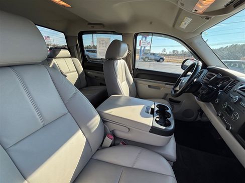 Used 2011 Chevrolet Silverado 1500 LT w/ All-Star Edition image 23