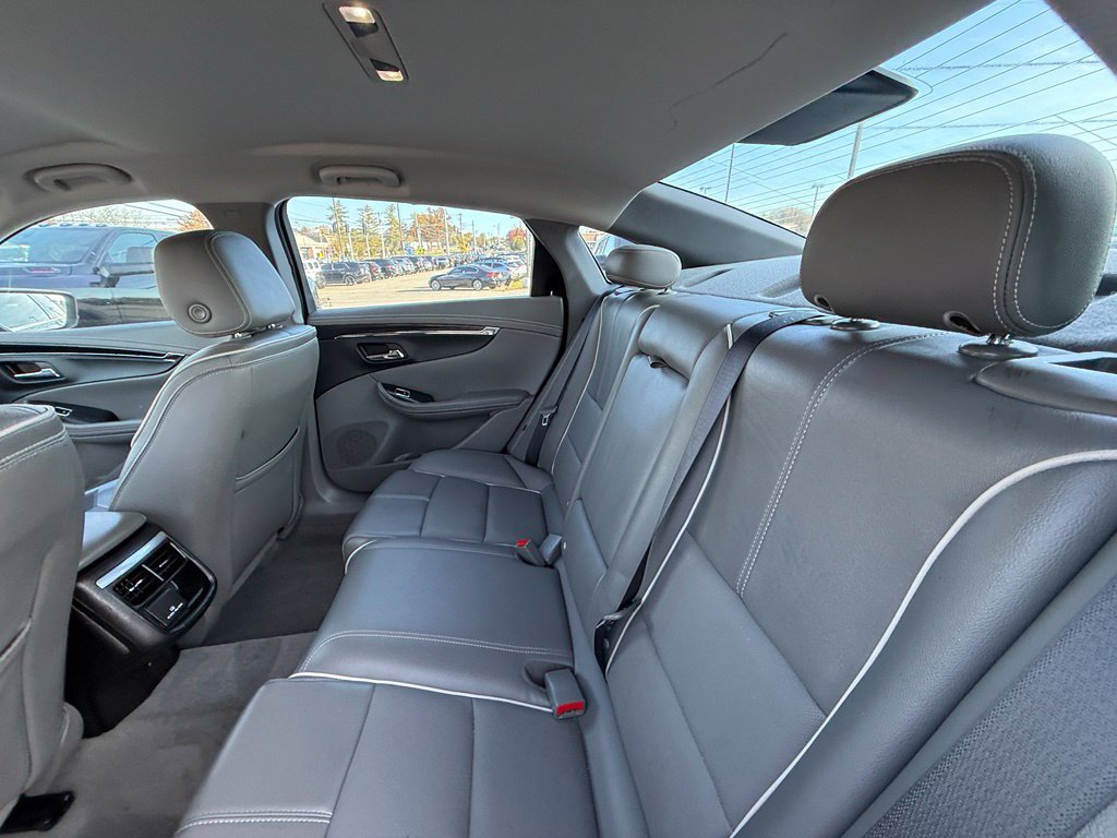 Used 2019 Chevrolet Impala Premier FWD image 25