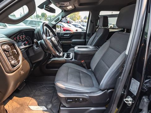 Used 2019 Chevrolet Silverado 1500 RST AWD/4WD image 22