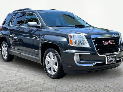Used 2017 GMC Terrain SLE w/ Convenience Package FWD image 5