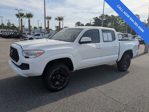 Used 2023 Toyota Tacoma SR AWD/4WD image 8