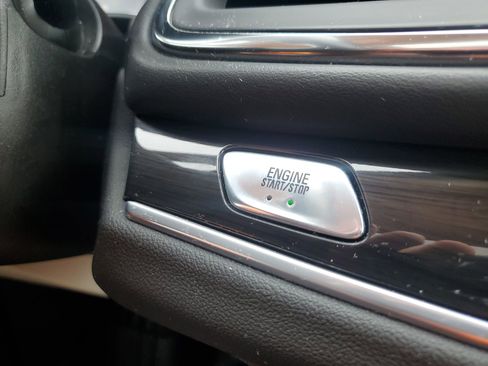 Used 2021 Buick Enclave Essence w/ Sound and Sites Package AWD/4WD image 25