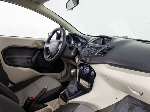 Used 2012 Ford Fiesta S image 24