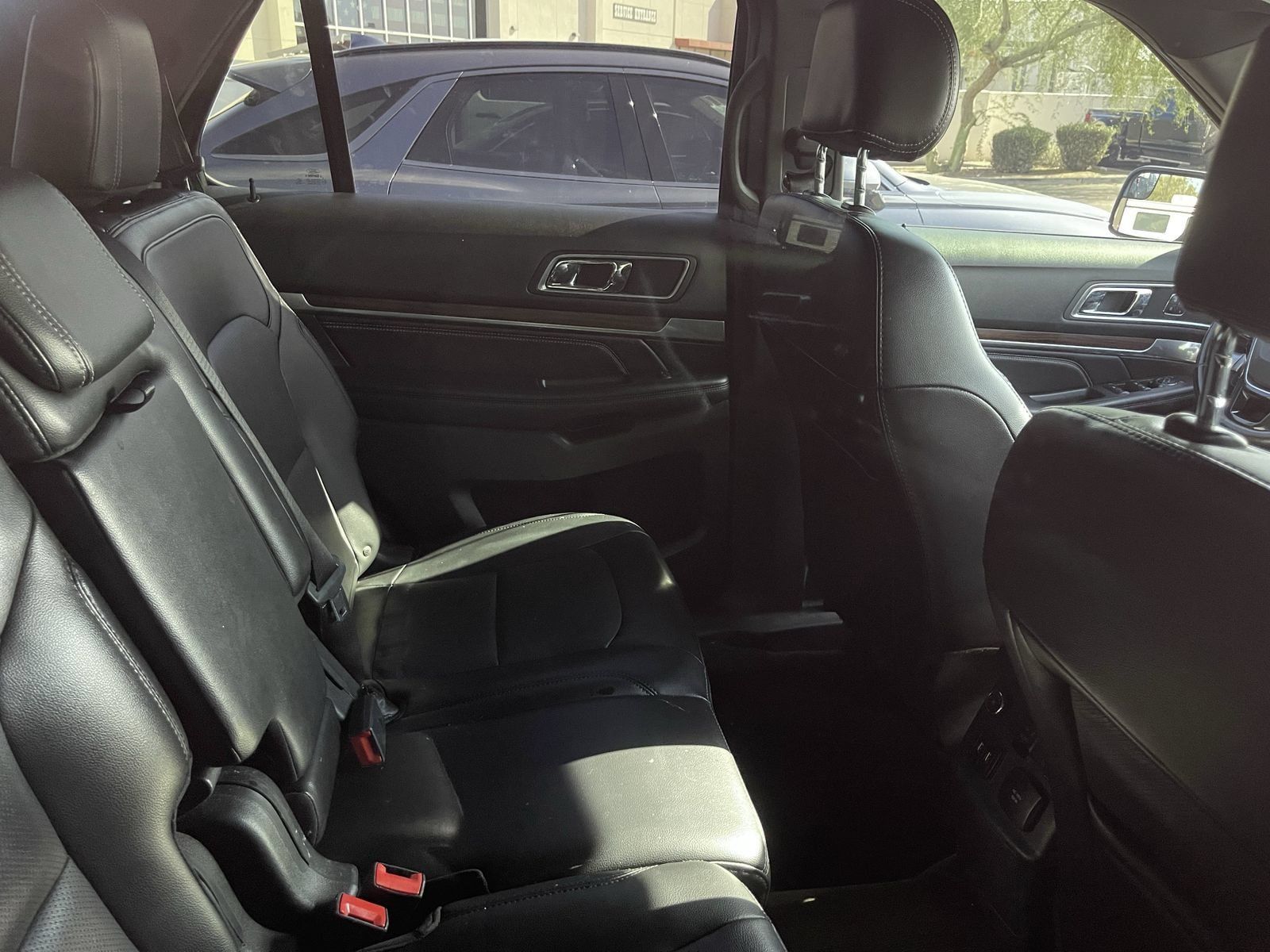 Used 2017 Ford Explorer Limited FWD image 7