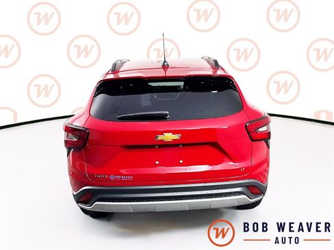 New 2026 Chevrolet Trax LT w/ Driver Confidence Package FWD image 7