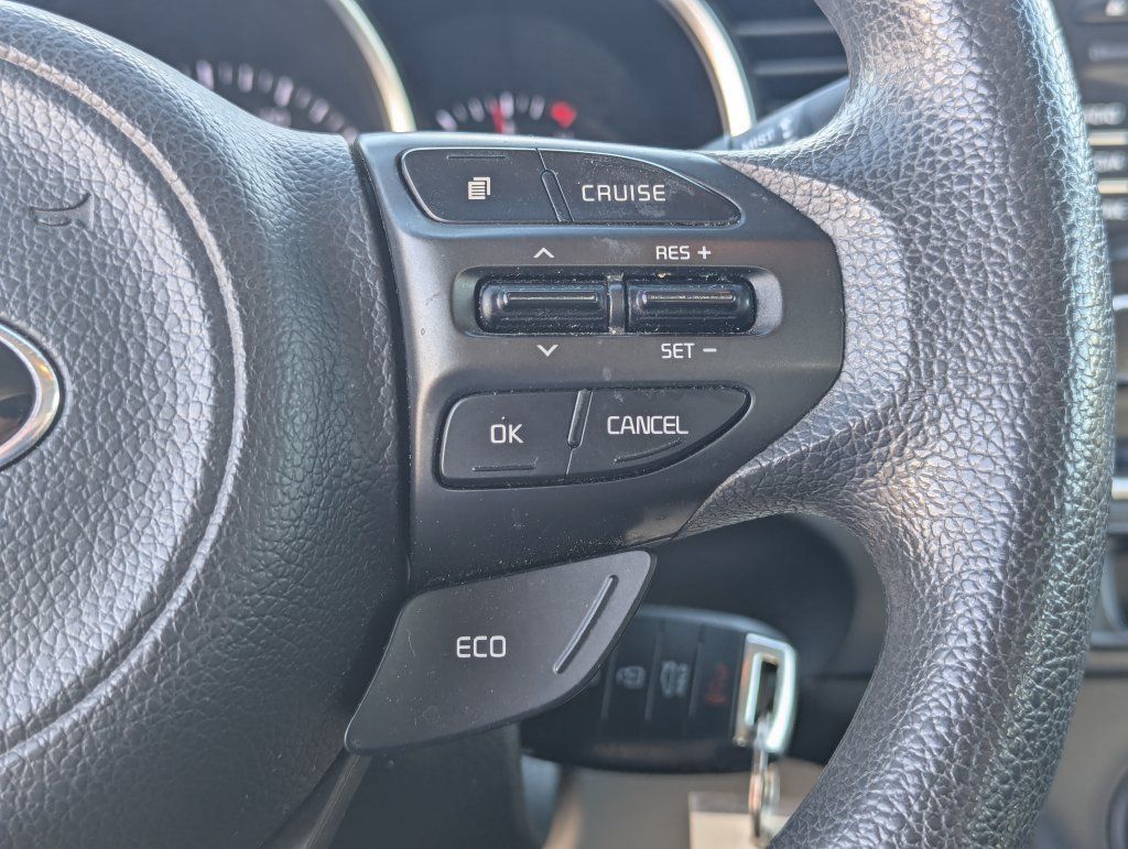 Used 2015 Kia Optima LX FWD image 16