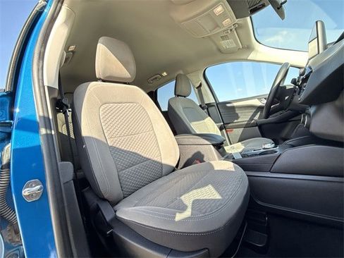 Used 2021 Ford Escape SE image 23