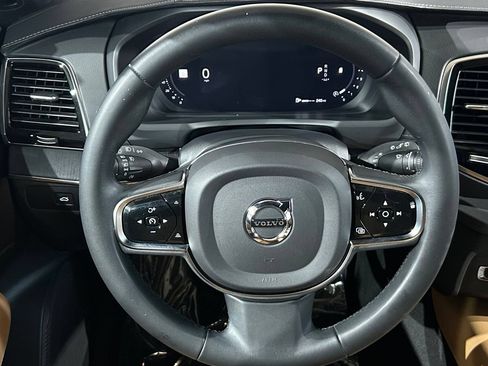 Used 2023 Volvo XC90 B6 Ultimate w/ Protection Package Premier AWD/4WD image 83