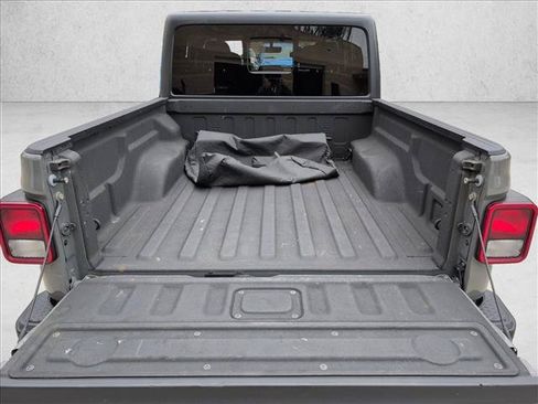 Used 2021 Jeep Gladiator Sport AWD/4WD image 6