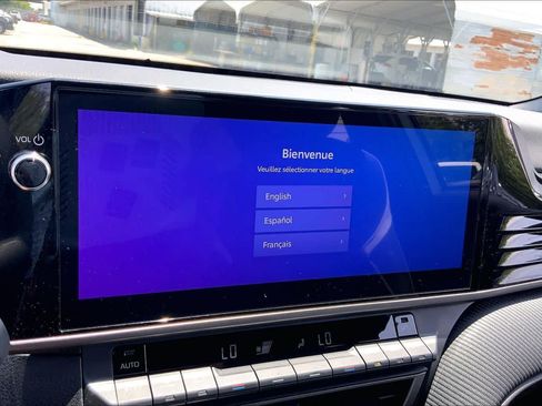 Used 2025 Toyota Camry SE w/ Multimedia Upgrade Package FWD image 32