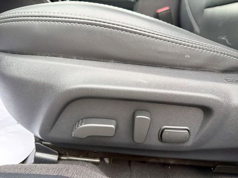 Used 2019 Subaru Outback 3.6R Limited w/ Popular Package #2 AWD/4WD image 13